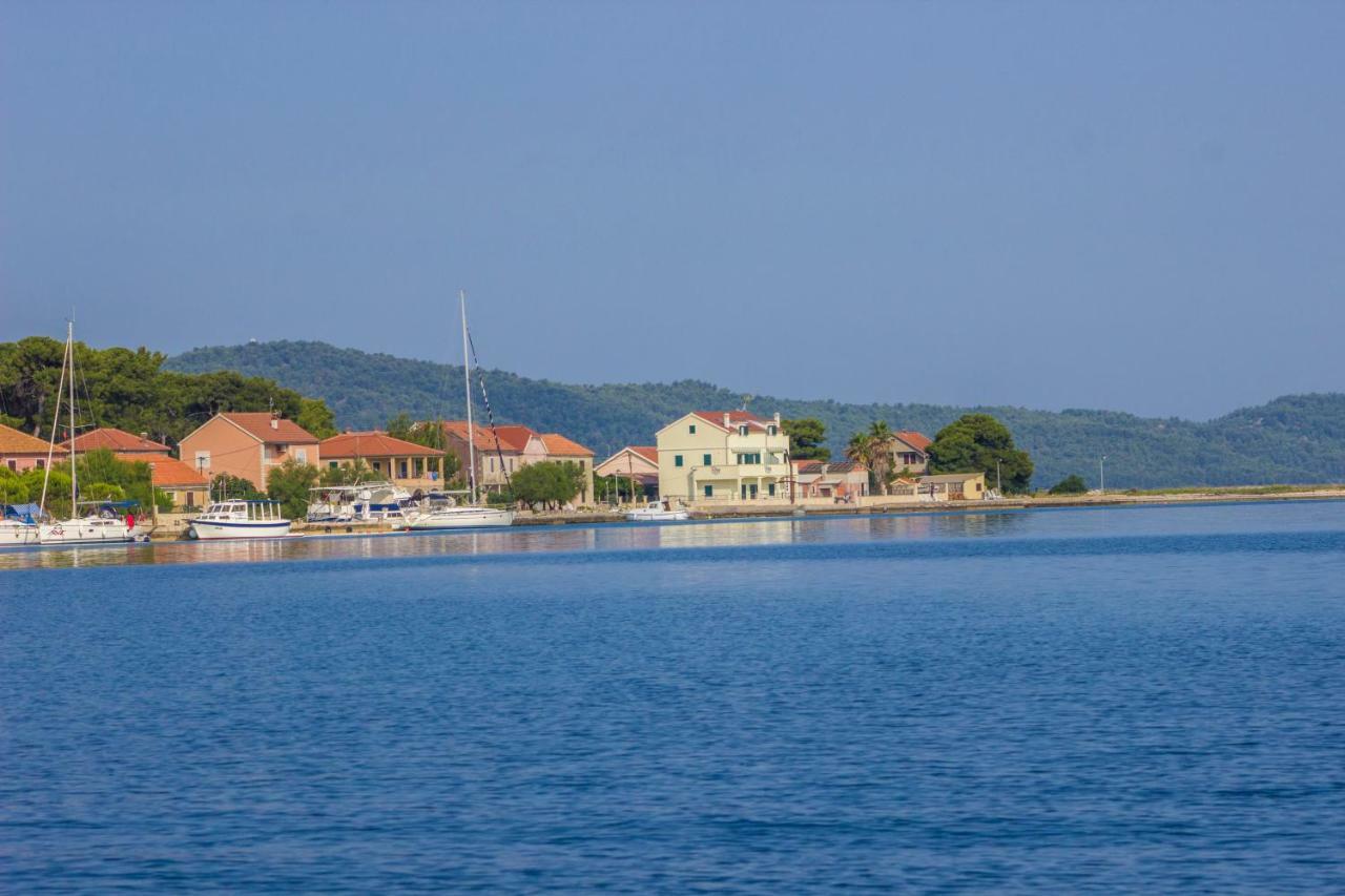 Ferienwohnung Riva Krapanj Exterior foto