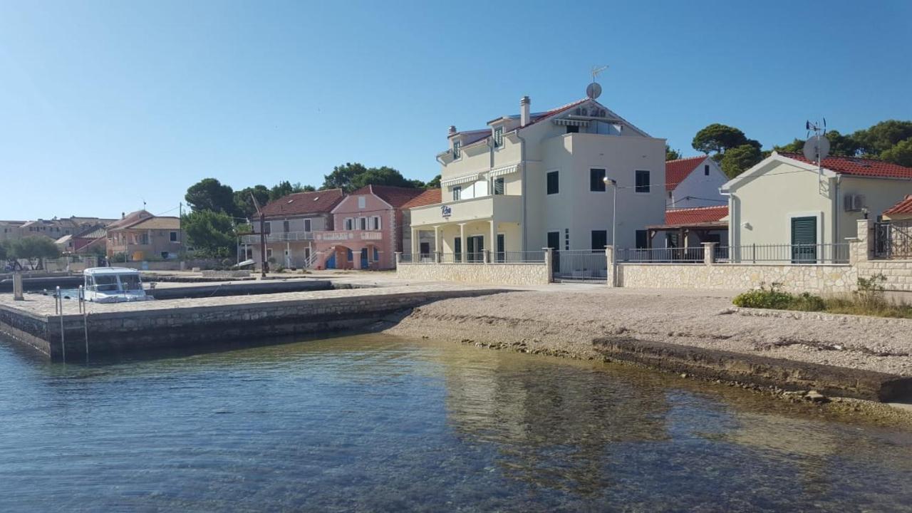 Ferienwohnung Riva Krapanj Exterior foto